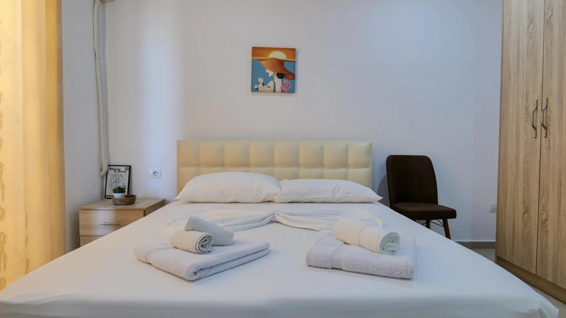 גולם Cactus Apartment